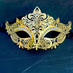 Masquerade mask